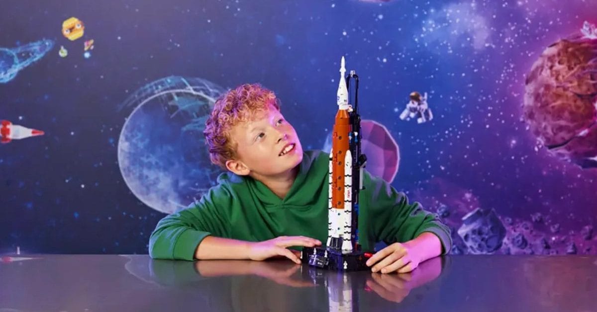 LEGO Technic NASA Artemis Roketi 48 Dolara İndirimde!