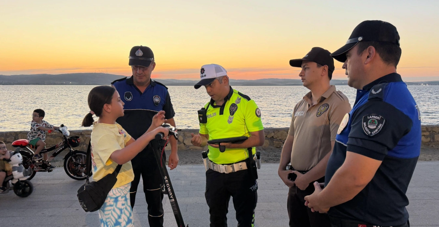 Lapseki’de Yaya Yollarına Sıkı Denetim