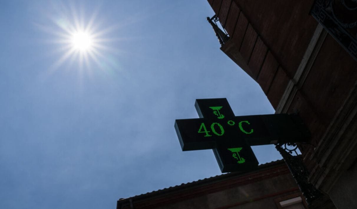 Paris’te Tropikal Gece: 30 Dereceyi Aşacak