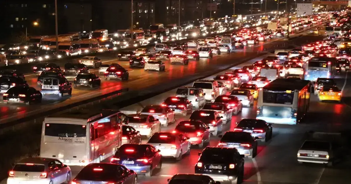 Bayram rekoru: Avrupa sınır kapılarında tarihi yoğunluk