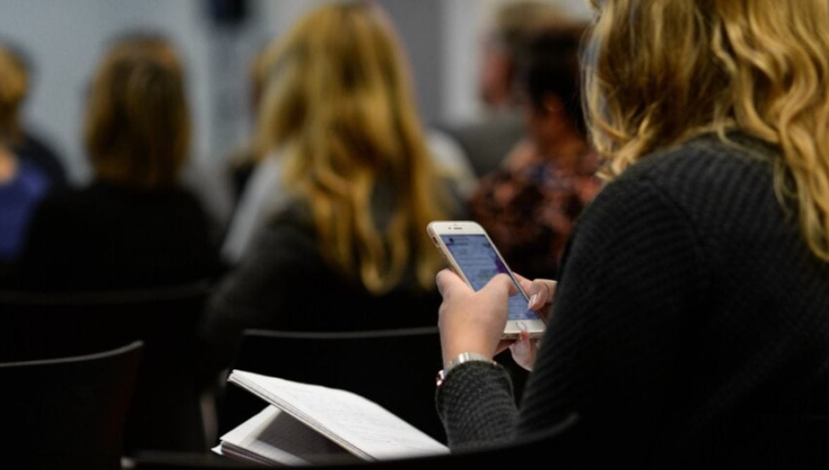Fransa’da Liselerde Telefon Yasağı Başlıyor