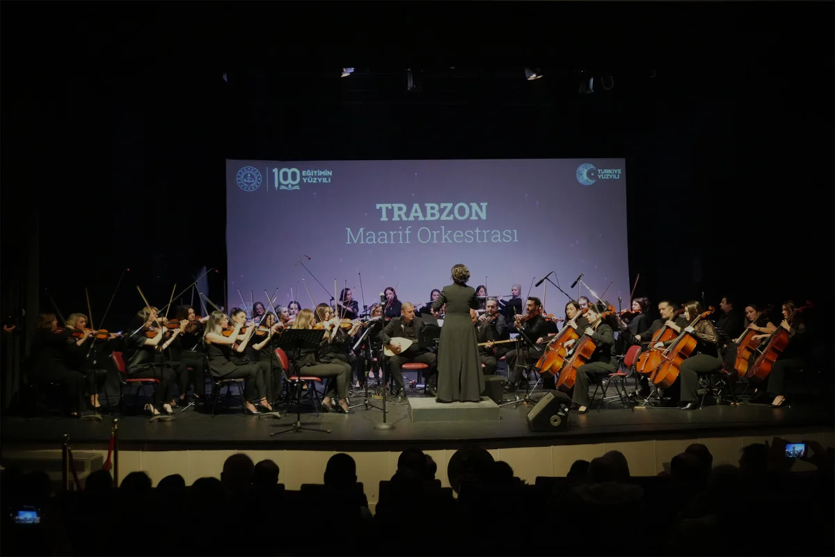 Maarif Orkestrası Trabzon’da Büyüledi