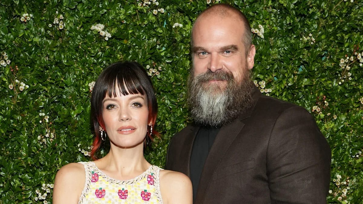 David Harbour’dan Lily Allen’ın albümüne ilk yorum