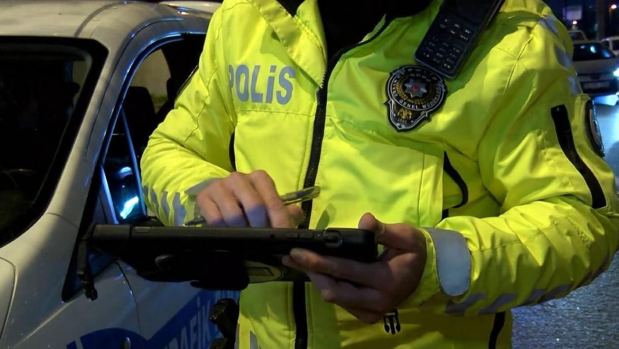 Alman ehliyeti varken eski Türk ehliyeti cezası