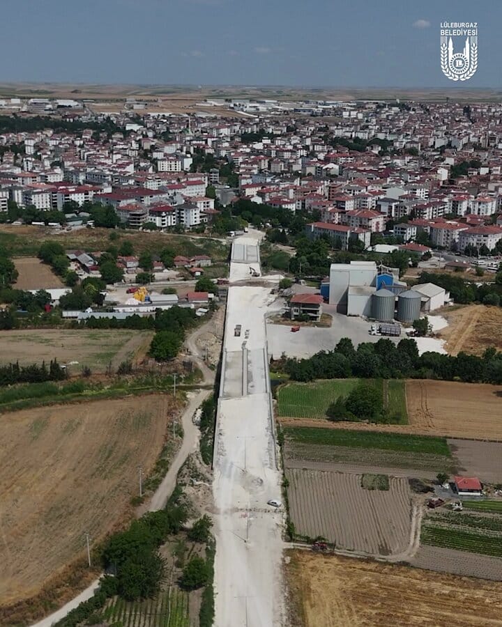 Lüleburgaz’ın trafiğini rahatlatacak dev çevre yolu hızla ilerliyor