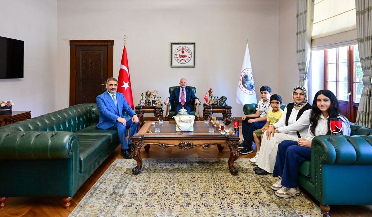 Vali Turan’dan MTA Bölge Müdürü’ne Anlamlı Kabul