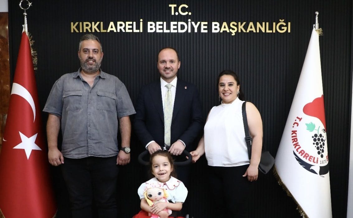 SMA’lı İdil Ayşe’yi Belediye Başkan Vekili Ağırladı