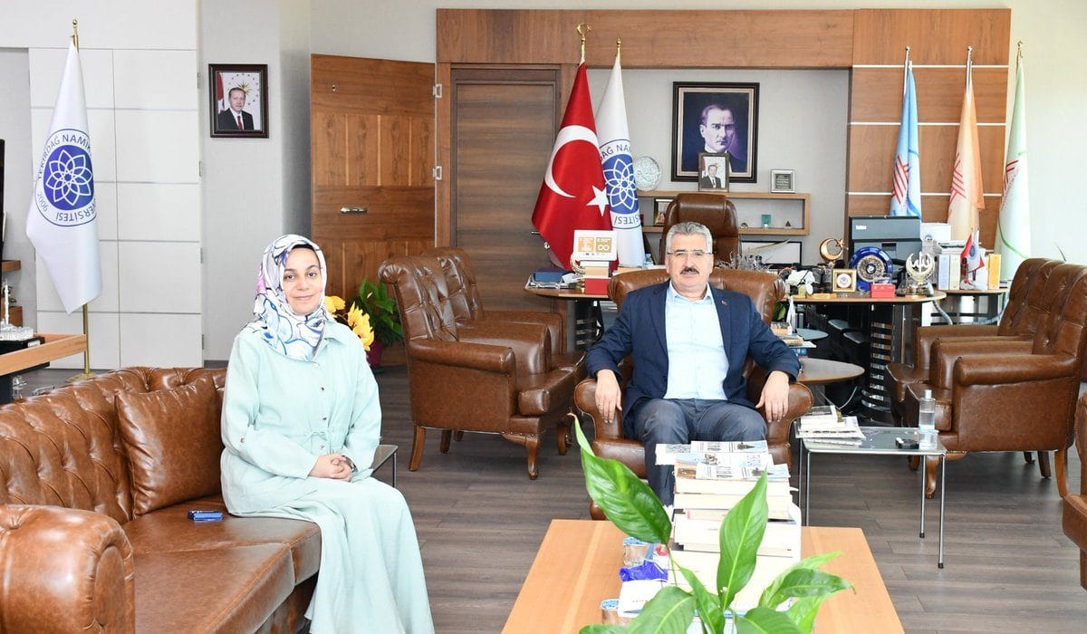 Doç. Dr. Betül Nizam, Rektör Şahin’i Ziyaret Etti