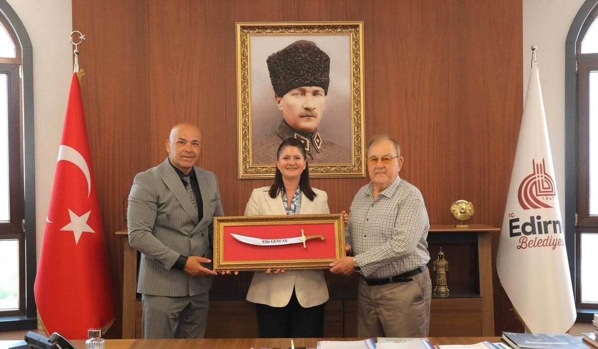 Kırkpınar’ın Efsane Cazgırları Belediyede Ağırlandı