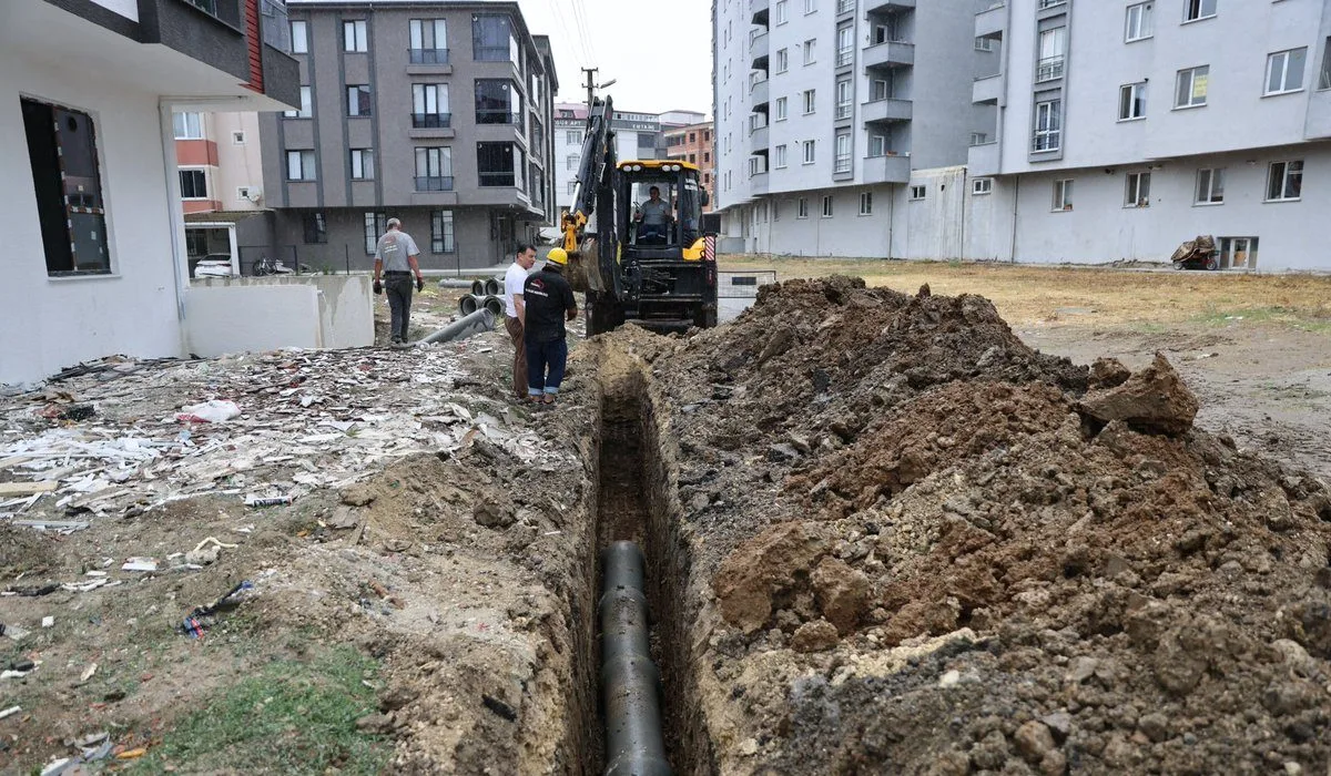 Kapaklı’da 12 Sokakta Yağmur Suyu Hattı Tamamlandı