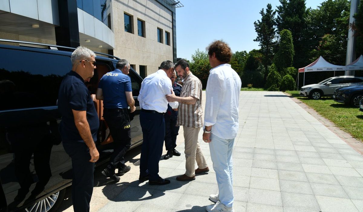 Vali Soytürk, Kaanlar Firması’nı Ziyaret Etti