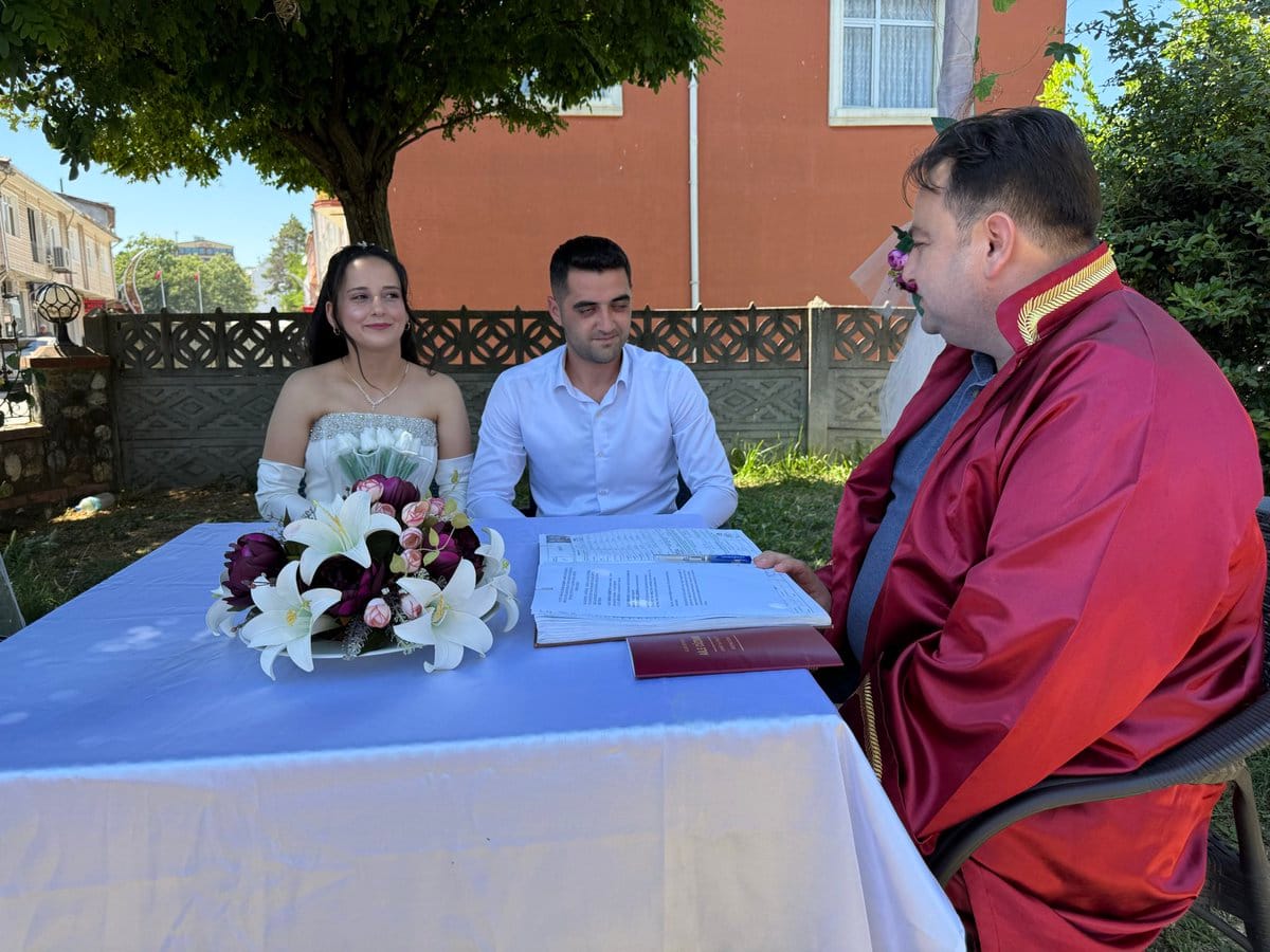 Eren Koca ve Esengül Keskin’in Nikahı Kıyıldı