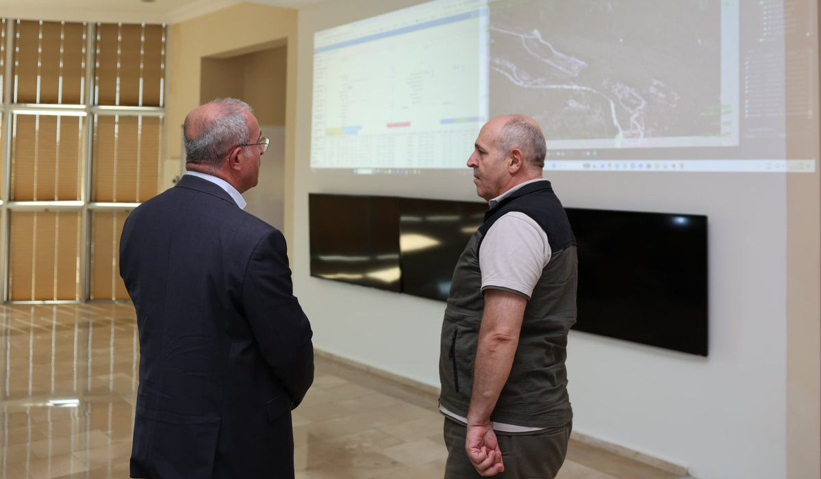 Vali Toraman Yangın Yönetim Merkezi’nde İncelemelerde Bulundu