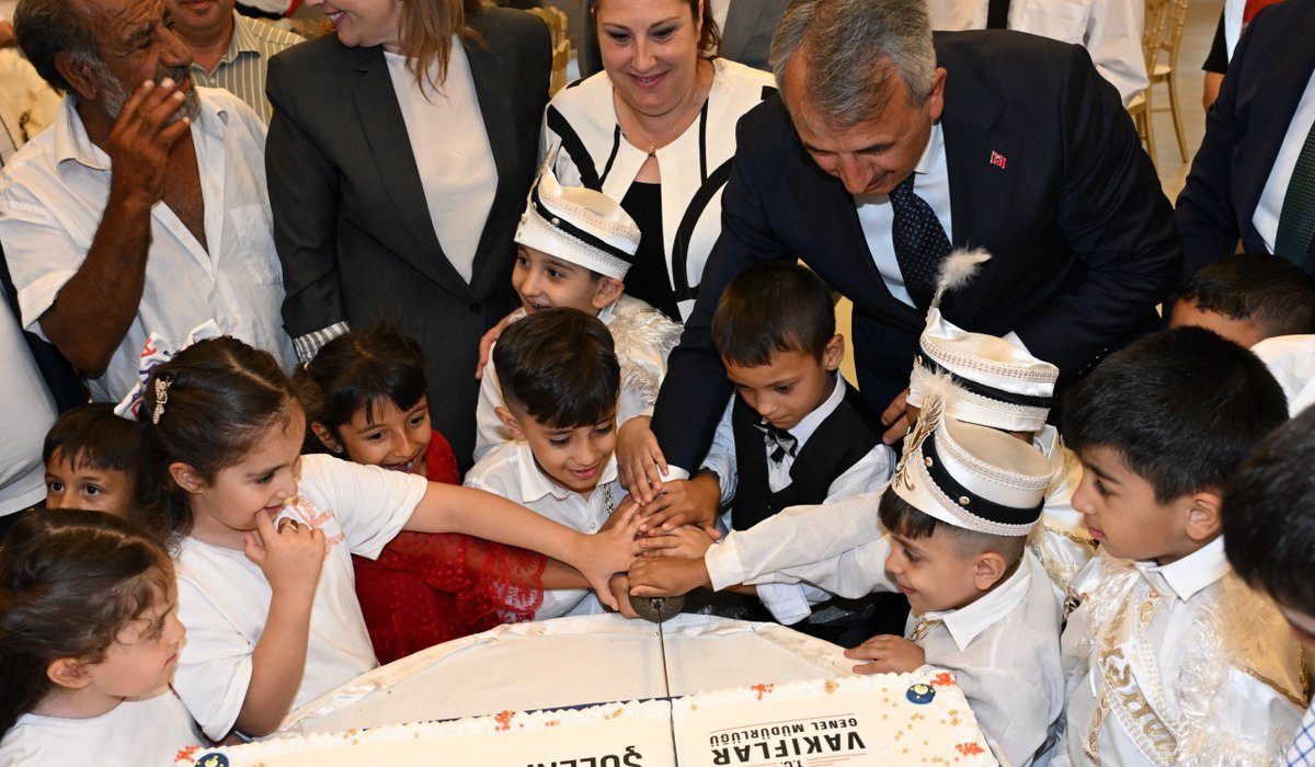 Osmanlı Vakıf Geleneğiyle 25 Çocuk Sünnet Şöleninde Buluştu