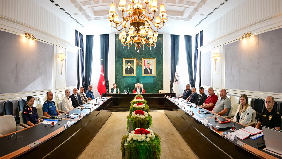 Vali Turan Başkanlığında Spor Güvenlik Toplantısı