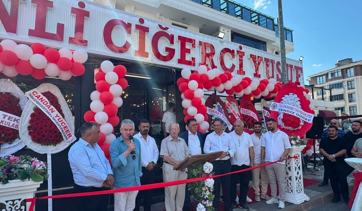 Mersinli Ciğerci Yusuf’tan Yeni İş Yeri Açılışı