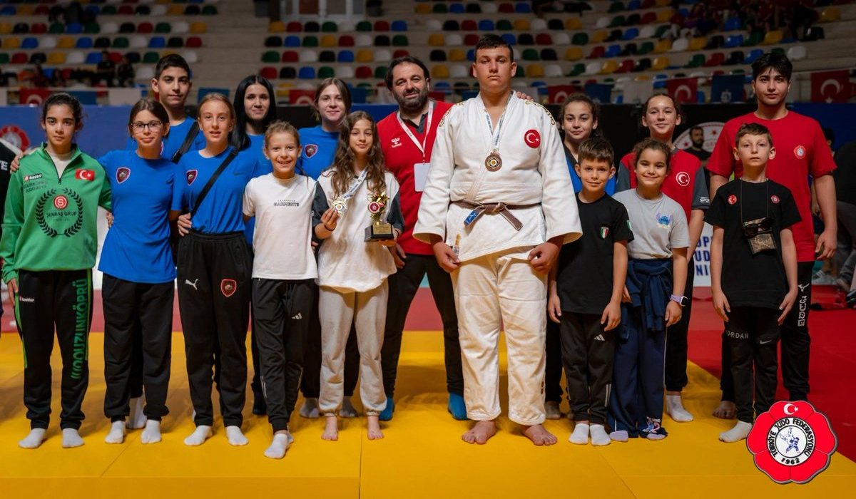 Uzunköprü’nün Gururu: Ahmet Efe Öymen Avrupa 3.’sü Oldu