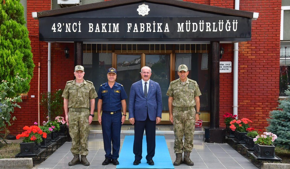 Vali Toraman, 42’nci Bakım Fabrika Müdürlüğü’nü Ziyaret Etti