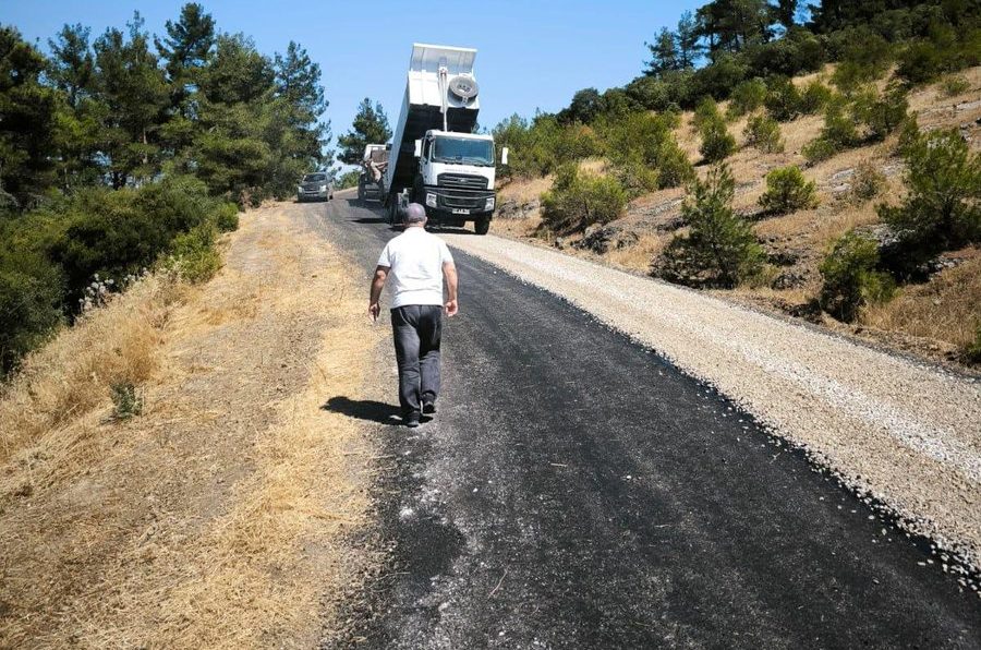 Lapseki’de 14,5 km’lik Yol Asfaltlanıyor