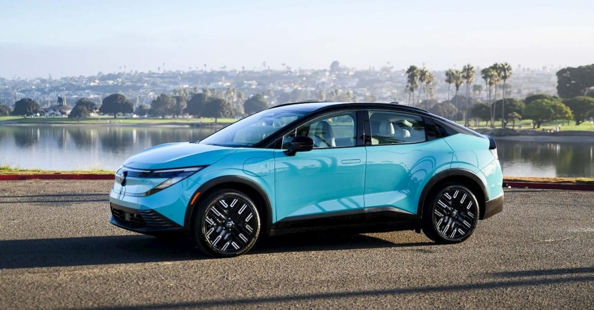 Nissan 3.788 Yeni Leaf’i Emniyet Kemeri Sorunu Nedeniyle Geri Çağırdı