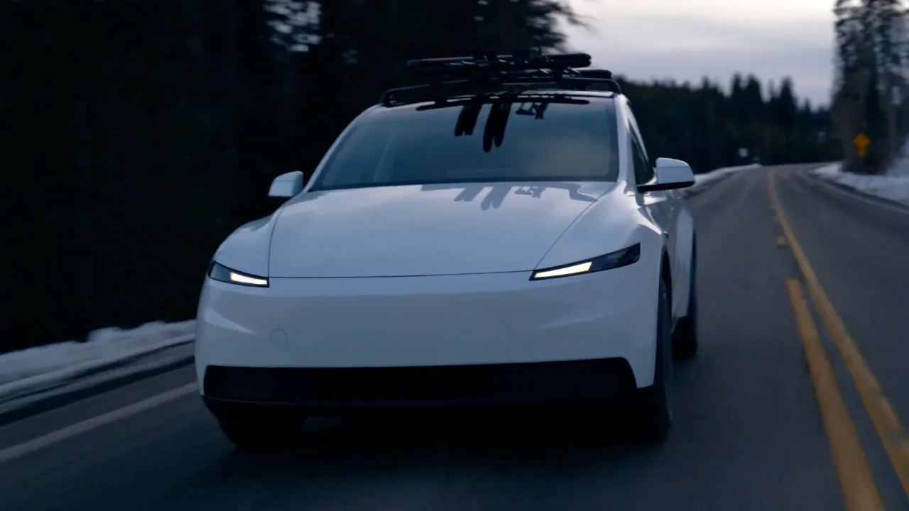 Tesla FSD’de 1 Milyon Mil/Gün: Robotaxi Devrimi Başlıyor