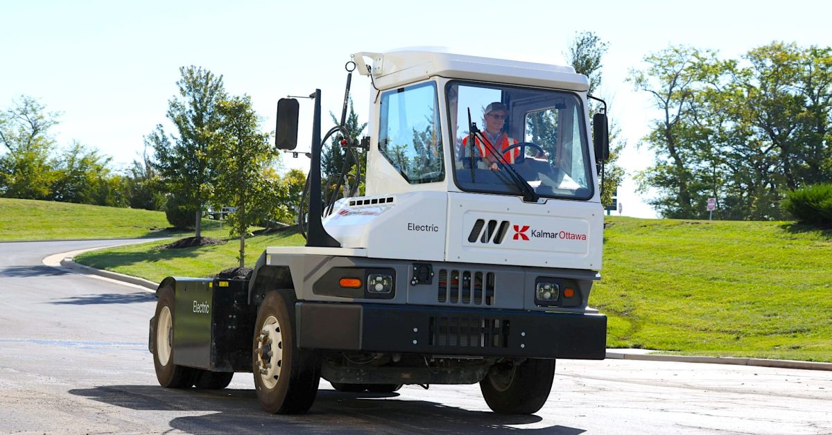 Kalmar’dan Elektrikli Liman Traktörü: T2 EV Kanada’da İş Başında