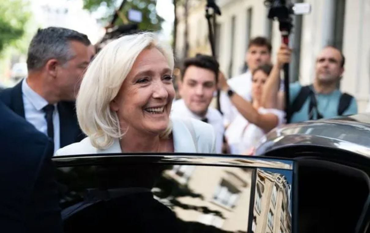 Fransa’da Le Pen 2027’ye Açık Ara Önde