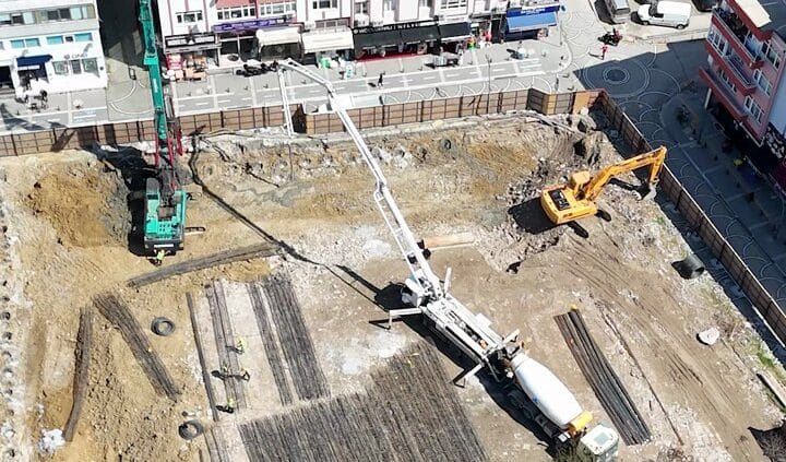 Katlı Otopark ve Hizmet Ofisleri İnşaatı Hızla Yükseliyor