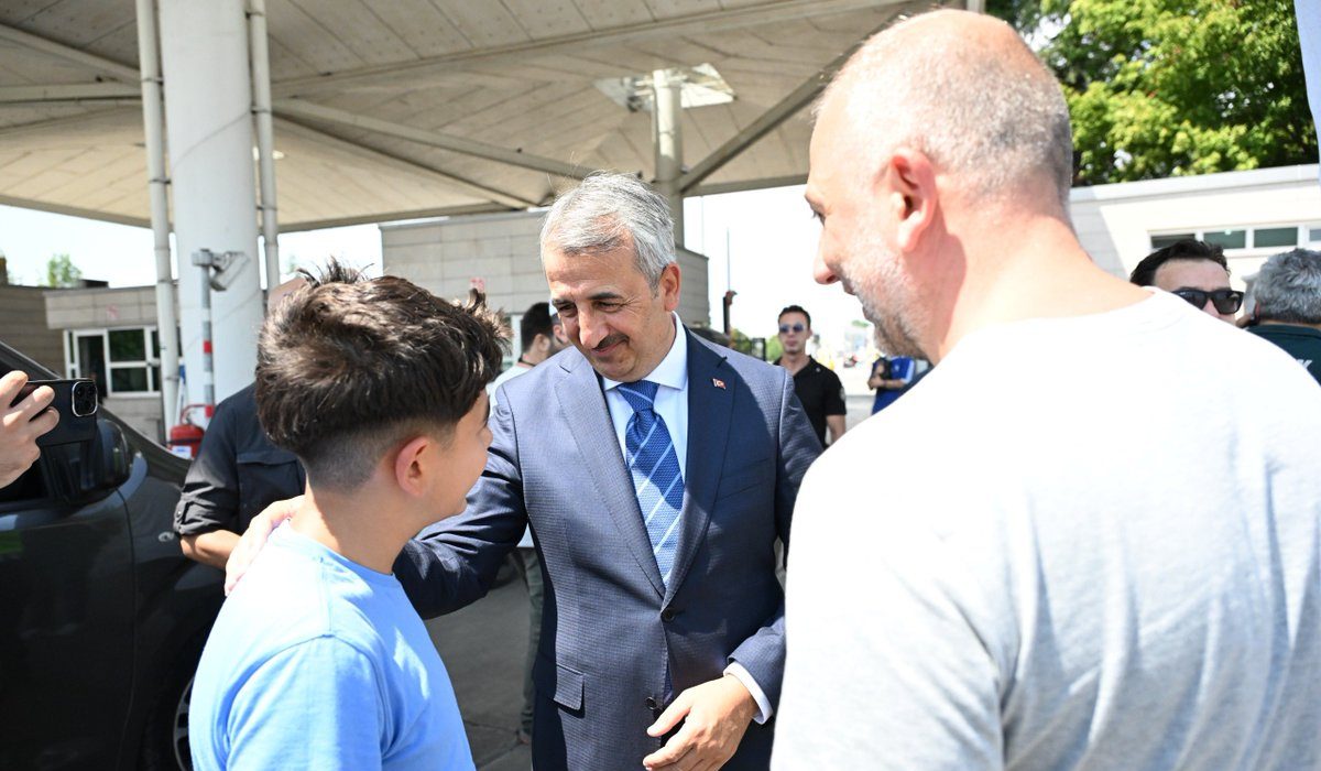 Kapıkule’de Gurbetçi Yoğunluğu: Vali Sezer Sahada