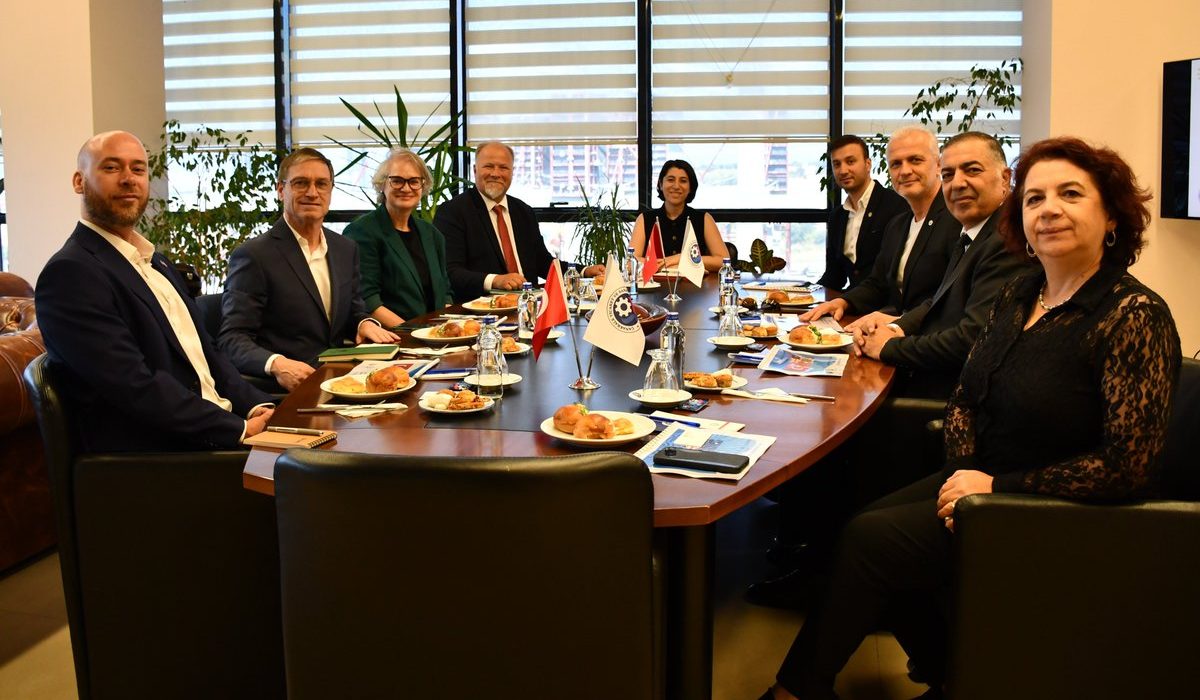 Avustralya Diplomatları ÇTSO’da