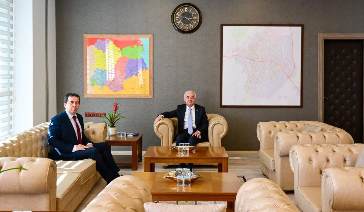 Vali Turan, Kaymakam Işık’ı Ziyaret Etti