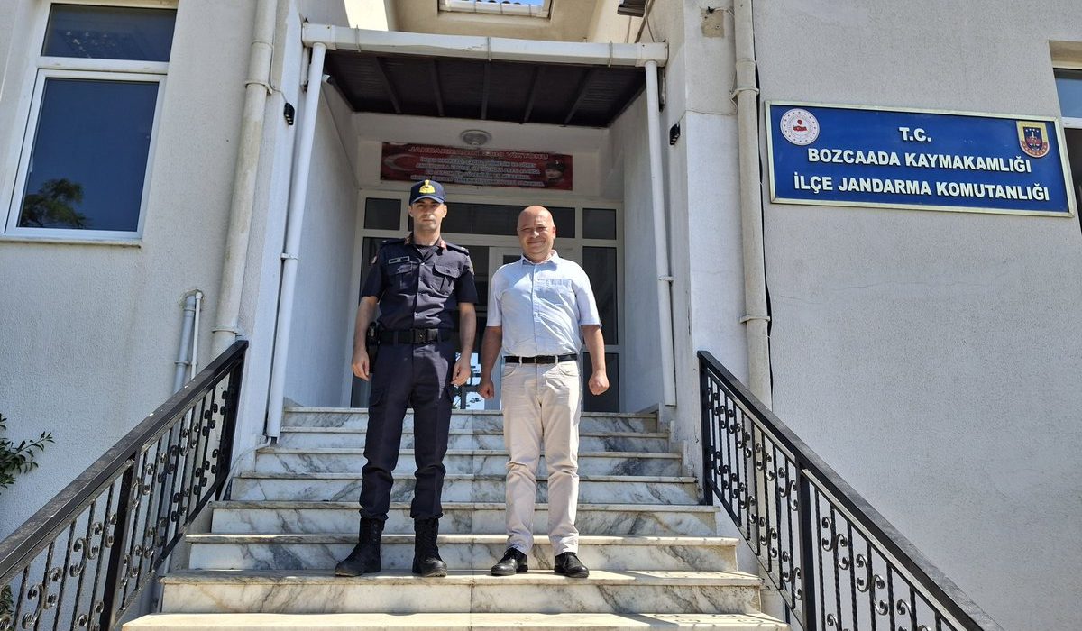 Bozcaada’da Yeni Komutanlara Hoş Geldin Ziyareti