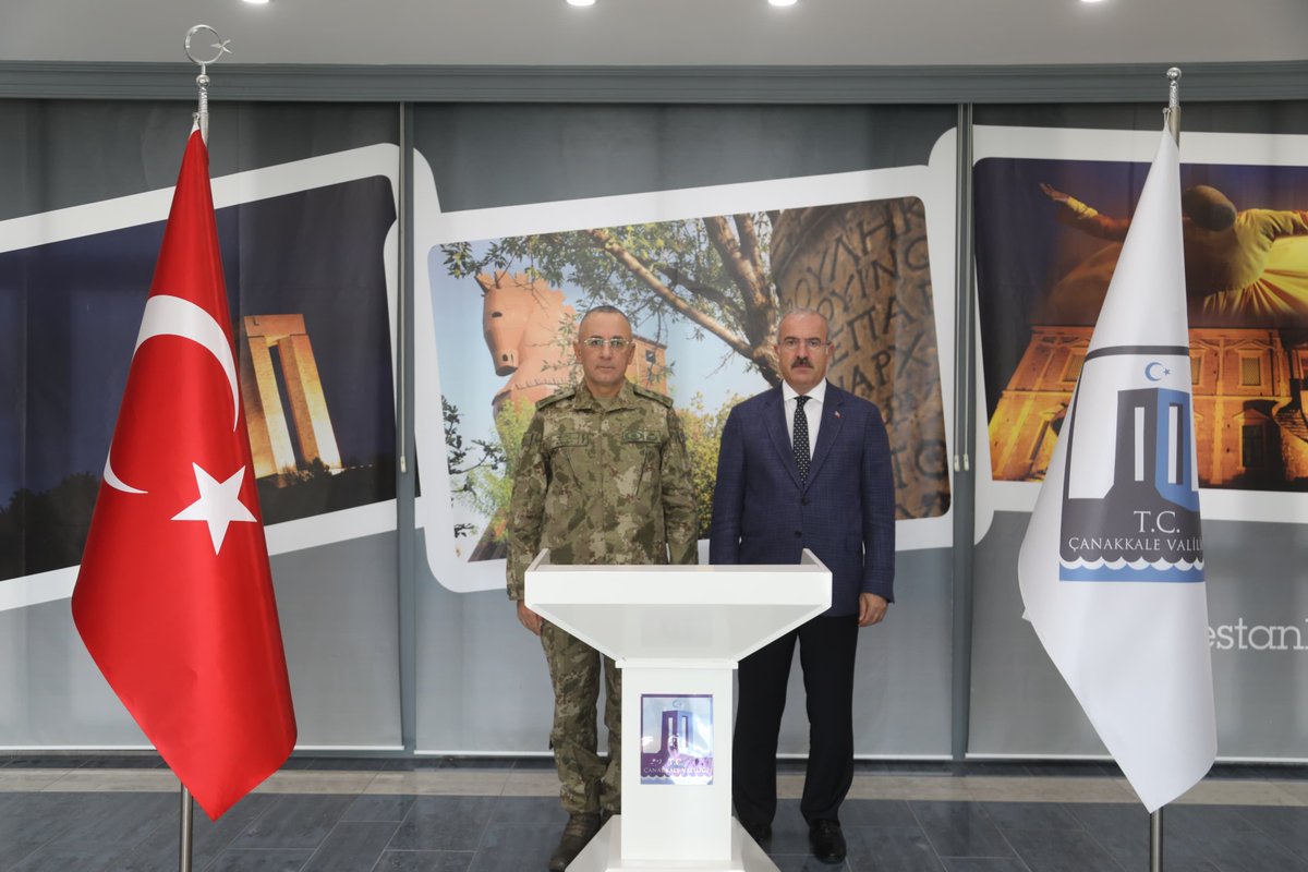 Gelibolu’da Yeni Kolordu Komutanı Valiyi Ziyaret Etti