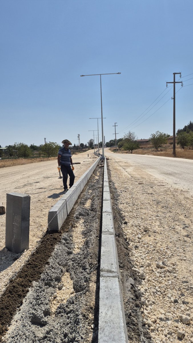 Lüleburgaz’da Yol Çalışmaları Aralıksız Sürüyor