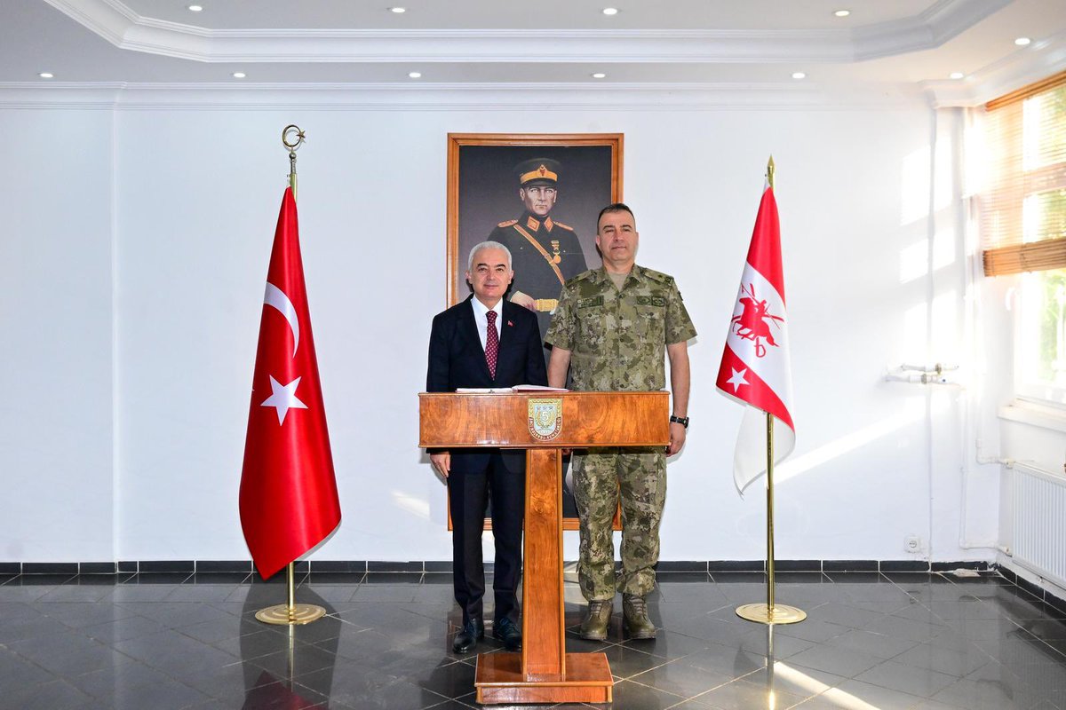 Vali Turan’dan Tugay Komutanı’na İade-i Ziyaret