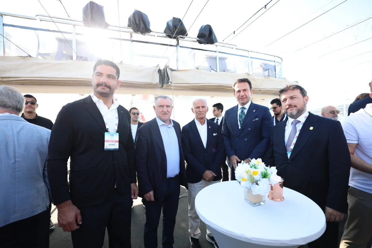 Boğaziçi Yüzme Yarışı 2500 Sporcuyla Tamamlandı
