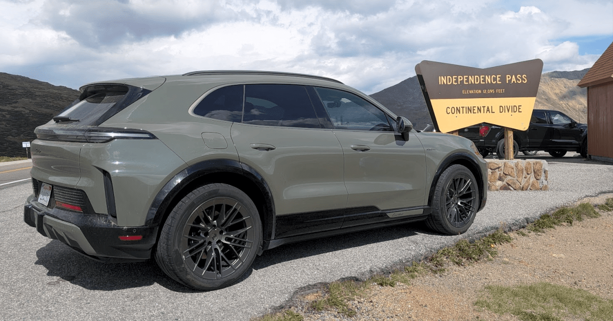 Porsche Cayenne Turbo EV: En Güçlü Porsche Artık Bir SUV