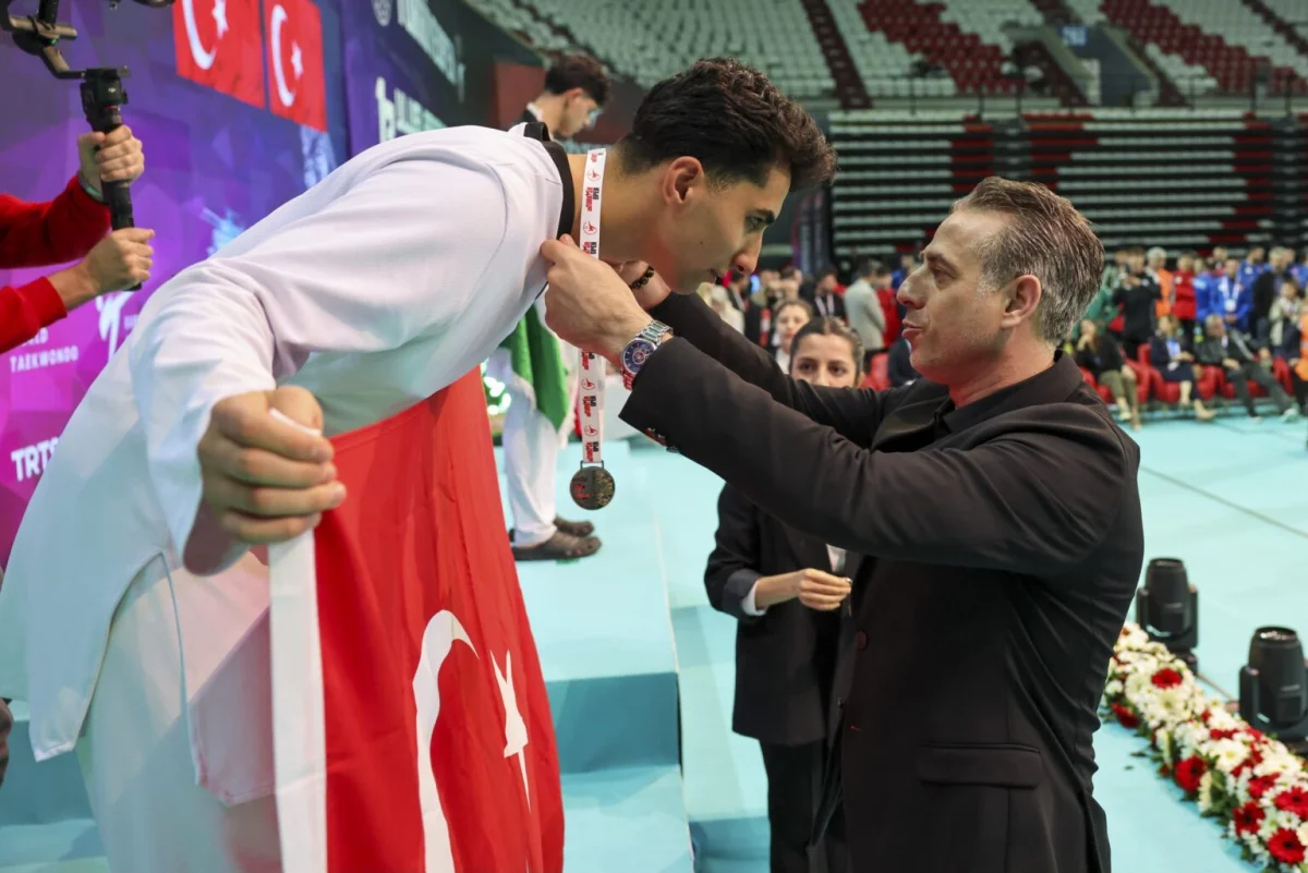 Van’ın Gururu Mehmet Raci Şahin’den Büyük Başarı