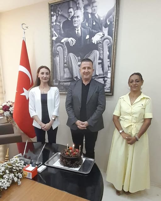 Trakya Belediyesi’nde Doğum Günü Sürprizi