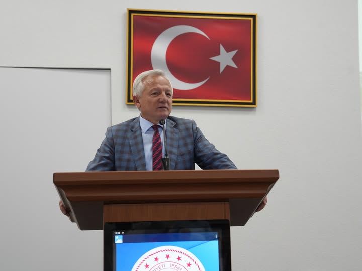 İpsala’da Anıza Ekim Devrimi: Toprak Kazanacak
