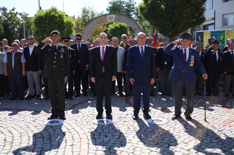19 Eylül Gaziler Günü’nde Şehitler Anıt Parkı’nda Anlamlı Tören