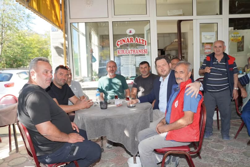 Çınaraltı’nda Vatandaşla İç İçe Ziyaret
