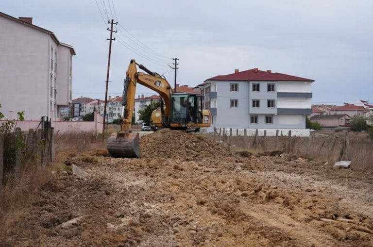 Safaalan ve Yeniköy’de Yol Çalışması Hız Kazandı