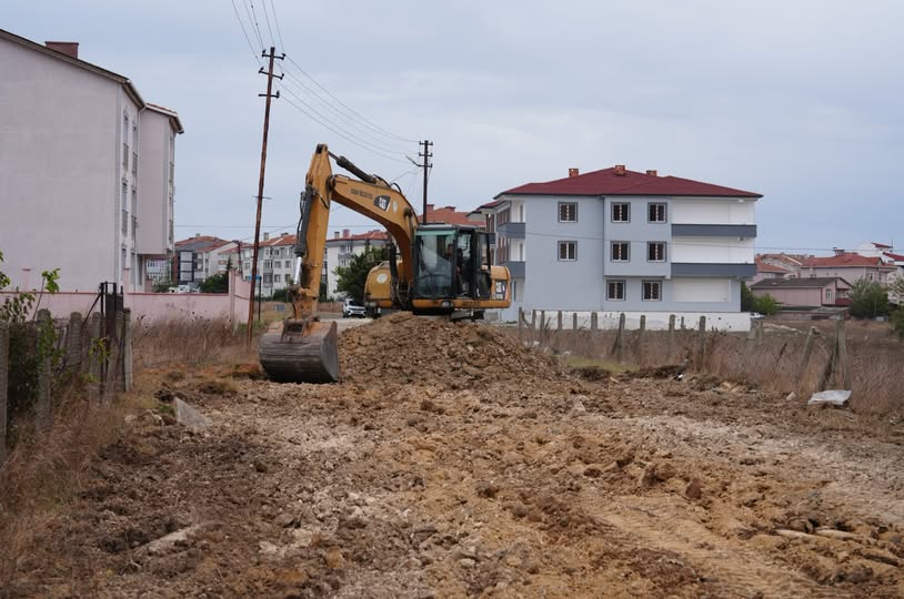 Safaalan ve Yeniköy’de Yol Çalışması Hız Kazandı