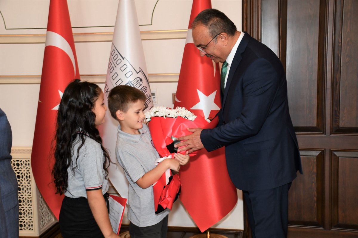 Tekirdağ’da İlköğretim Haftası Coşkusu: Vali Soytürk’e Ziyaret