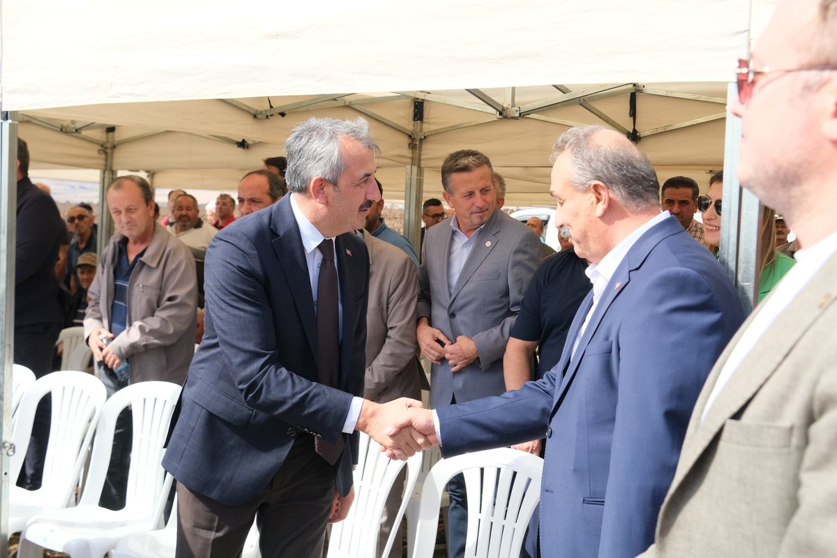 Uzunköprü’de Yerli Ayçiçeği Tarla Günü Coşkusu