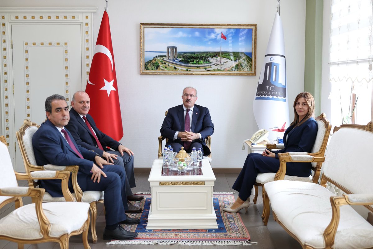 MEB Müfettişleri ve İl Müdürü Vali Toraman’ı Ziyaret Etti