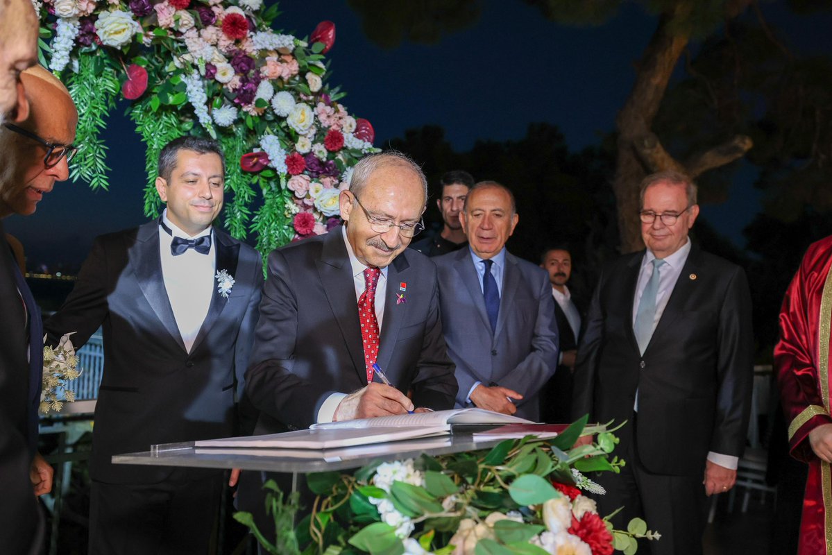 Kılıçdaroğlu’ndan Düğünde Şahitlik Sürprizi