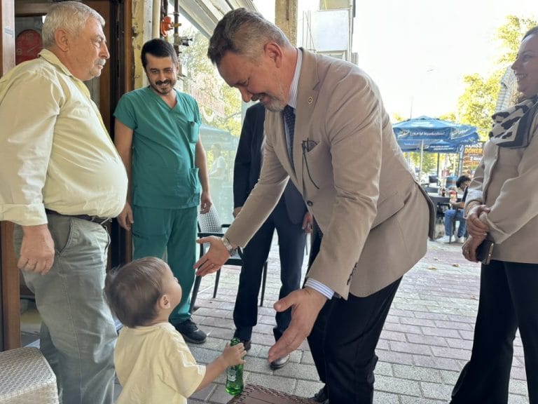Bayramiç Esnafına Ziyaret: ‘Her Zaman Yanlarındayız’