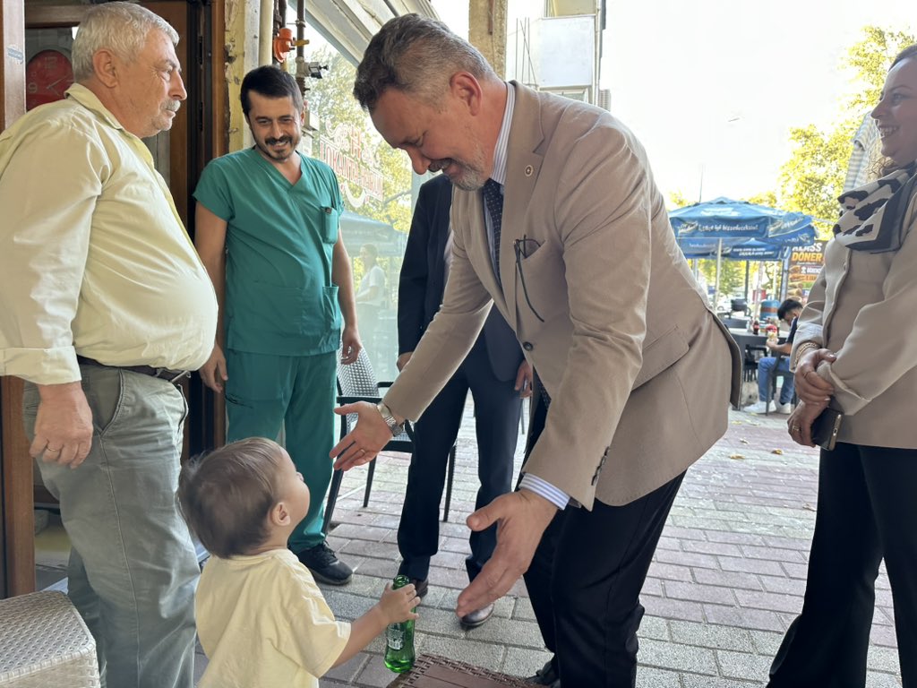 Bayramiç Esnafına Ziyaret: ‘Her Zaman Yanlarındayız’